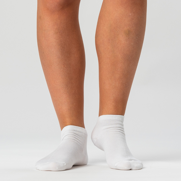 5 par vita ankelstrumpor i bambu