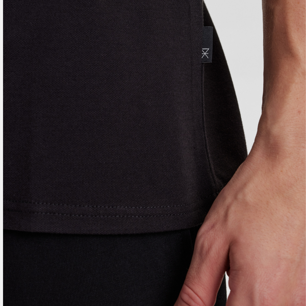 Svart pikétröja i bambu