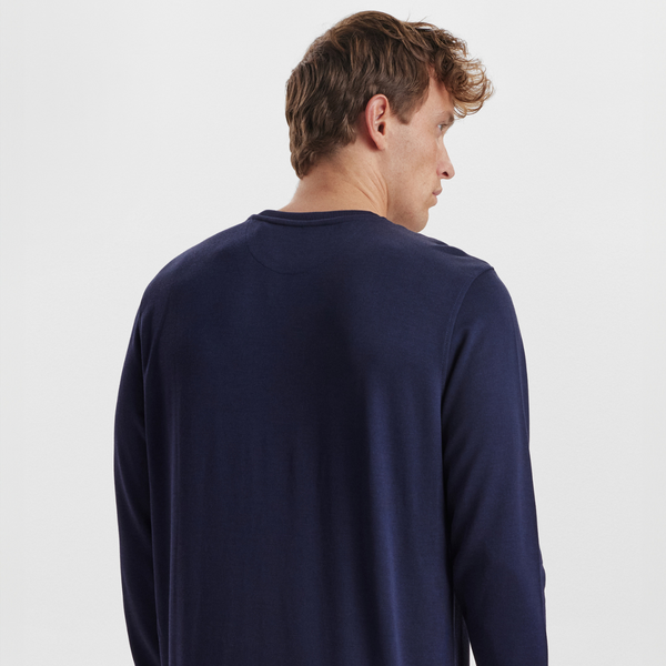 Marinblå tröja i bambu