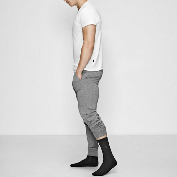 2 par svarta tennisstrumpor i bambu