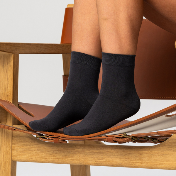 10 par bambusockor lågt skurna svarta/marinblå