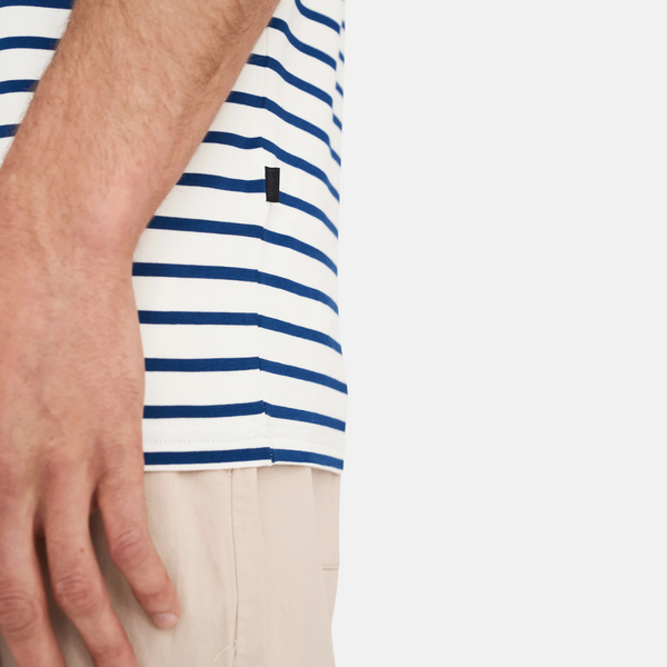 Marin/vit randig bambu t-shirt med rund hals