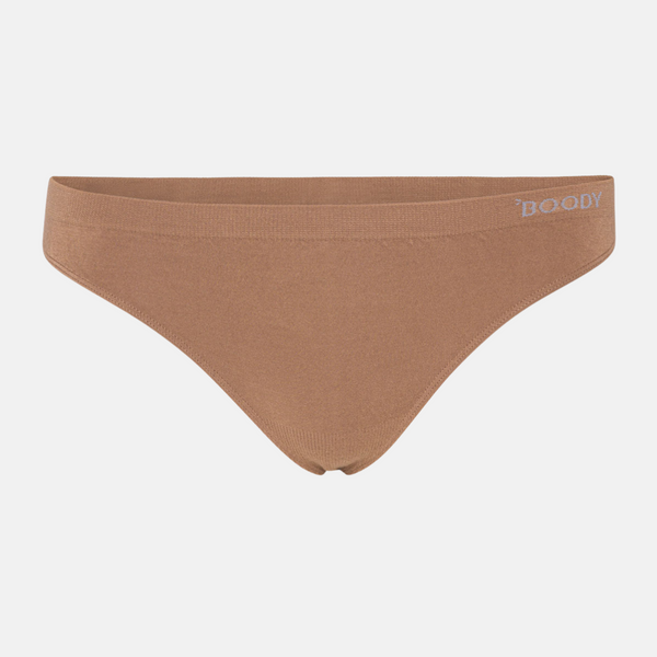 Solbränd naken trosa i bambu