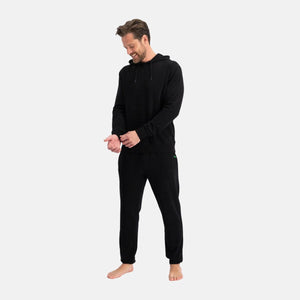 Sort bambus hoodie joggingsæt fra Bamboo Basics