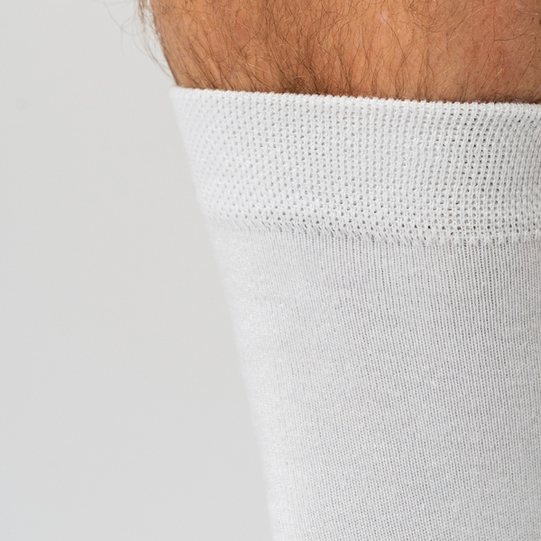 5 par vita bambustrumpor