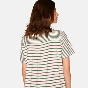 Kortærmet Sagebrush stribet bambus T-shirt fra CCDK